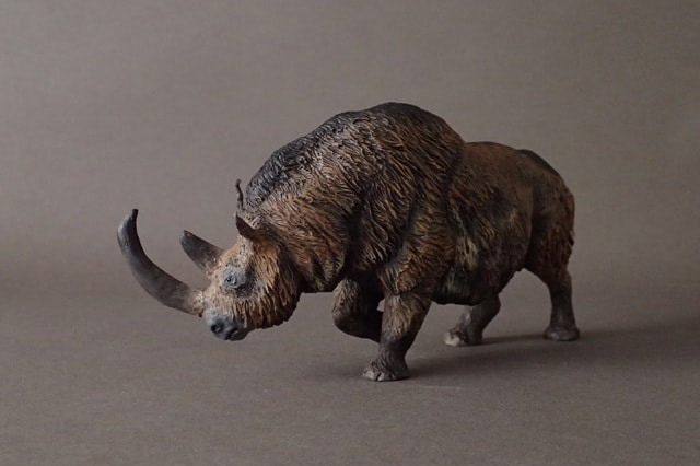 Woolly Rhinoceros (Coelodonta antiquitatis), 1:20 scale hand-painted resin replica by J. Miguel Aparicio